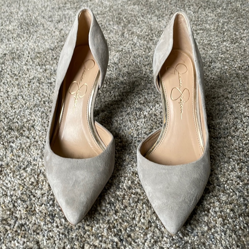 Jessica Simpson cutout gray suede pump